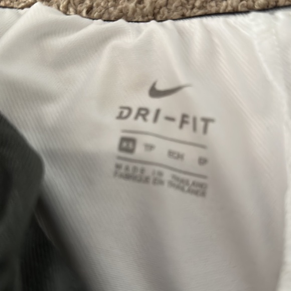 Nike pro shorts size XS. Excellent condition - Picture 4 of 4